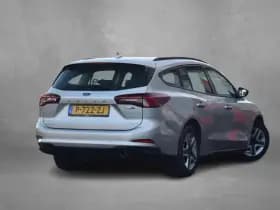 Ford Focus Wagon 1.0 Ecoboost Hybrid Connected thumbnail 3