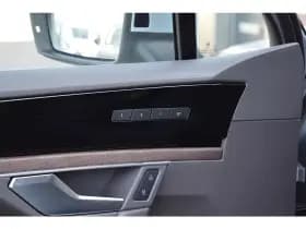 Volkswagen Touareg thumbnail 6