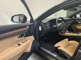 Volvo S90 thumbnail 16