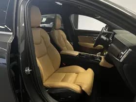 Volvo S90 thumbnail 4