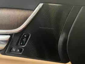Volvo S90 thumbnail 36