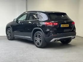 Mercedes-Benz GLA thumbnail 2