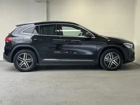 Mercedes-Benz GLA thumbnail 12