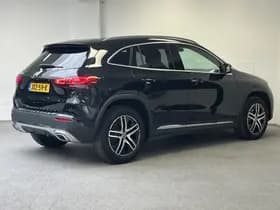 Mercedes-Benz GLA thumbnail 9