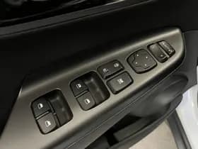 Hyundai Kona thumbnail 35