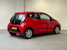 Toyota Aygo thumbnail 2