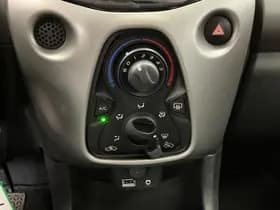 Toyota Aygo thumbnail 14