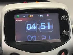 Toyota Aygo thumbnail 16