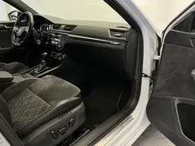 Škoda Superb thumbnail 21