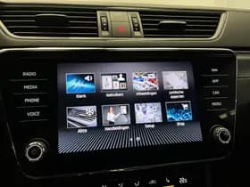 Škoda Superb thumbnail 38