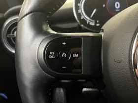 MINI Cooper thumbnail 24
