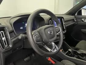 Volvo XC40 thumbnail 17