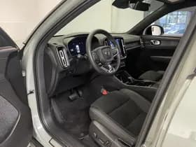Volvo XC40 thumbnail 18