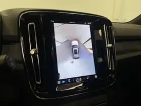 Volvo XC40 thumbnail 24