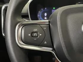 Volvo XC40 thumbnail 37