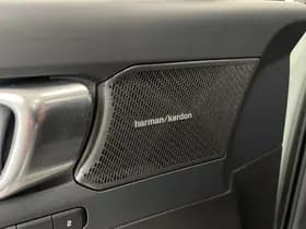 Volvo XC40 thumbnail 7