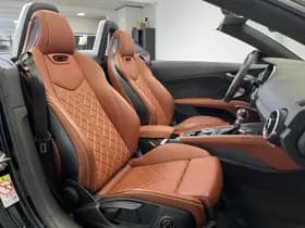 Audi TT thumbnail 24