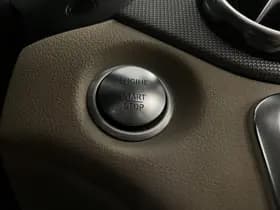 Mercedes-Benz GLA thumbnail 37