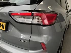 Ford Kuga thumbnail 33