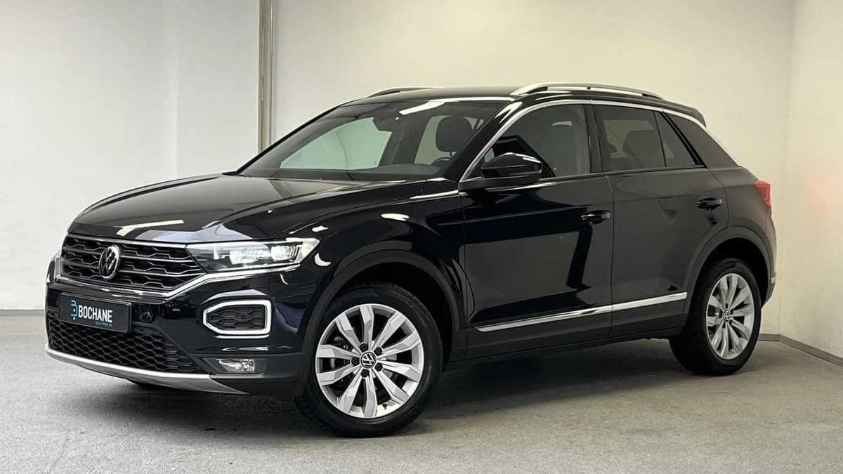Volkswagen T-Roc — foto 1