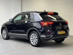 Volkswagen T-Roc thumbnail 2