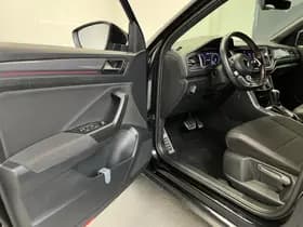Volkswagen T-Roc thumbnail 14