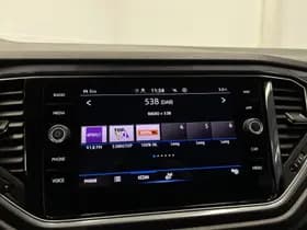 Volkswagen T-Roc thumbnail 18