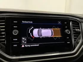 Volkswagen T-Roc thumbnail 20