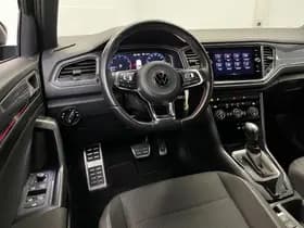 Volkswagen T-Roc thumbnail 3