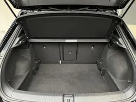 Volkswagen T-Roc thumbnail 28