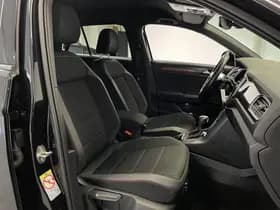 Volkswagen T-Roc thumbnail 4