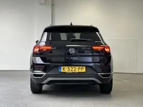 Volkswagen T-Roc thumbnail 9