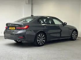 BMW 3-Serie thumbnail 9