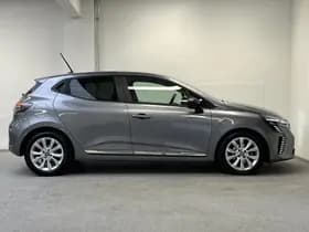 Renault Clio thumbnail 8