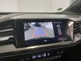 Audi Q4 e-tron thumbnail 18