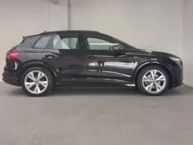Audi Q4 e-tron thumbnail 7