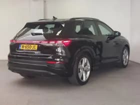 Audi Q4 e-tron thumbnail 8