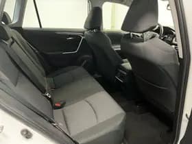 Toyota RAV4 thumbnail 16