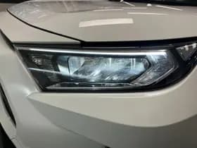 Toyota RAV4 thumbnail 32