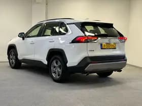 Toyota RAV4 thumbnail 8