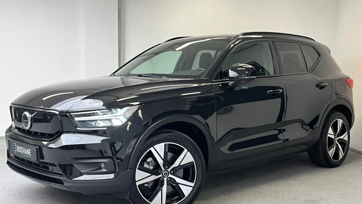 Volvo XC40 — foto 1