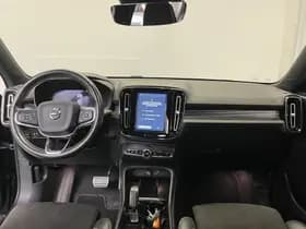 Volvo XC40 thumbnail 13