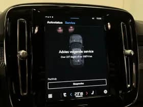 Volvo XC40 thumbnail 17