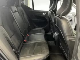 Volvo XC40 thumbnail 30
