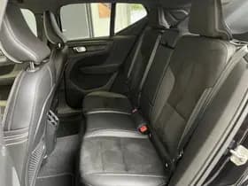 Volvo XC40 thumbnail 32