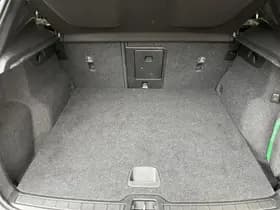 Volvo XC40 thumbnail 33