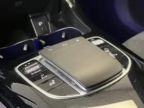 Mercedes-Benz EQC thumbnail 31