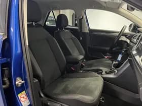 Volkswagen T-Roc thumbnail 12