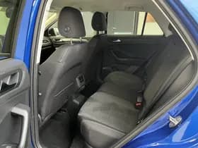 Volkswagen T-Roc thumbnail 16
