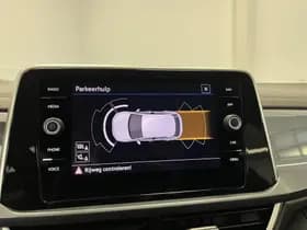 Volkswagen T-Roc thumbnail 27
